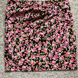 Zara Floral Mini Skirt in Black and Pink
